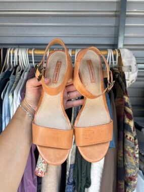 Frye Company Genuine Leather Ankle-Strap Heel - Tan